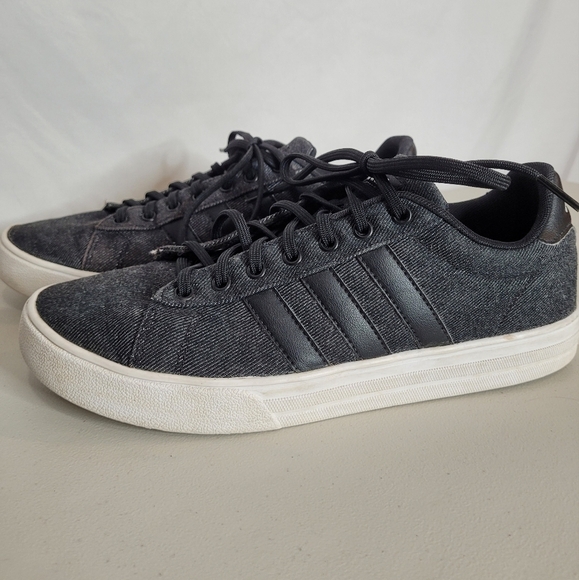 Adidas Men's Daily 2.0 Low Profile Denim Canvis Lace-Up Sneaker - Size 9 - Picture 2 of 14